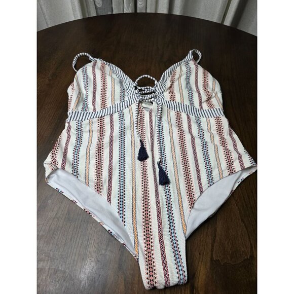Jessica Simpson Aztec Boho Front Lace-Up One-Piece Swimsuit Size XL - Picture 7 of 16